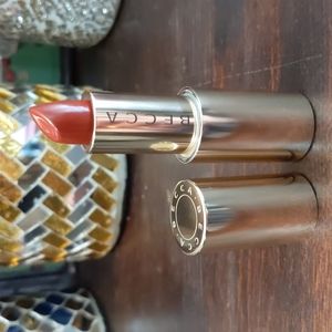 Becca lipstick